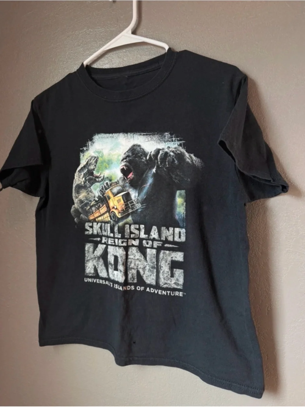 Vintage Universal Kids' Skull Island Reign of Kong Graphic Tee - Black